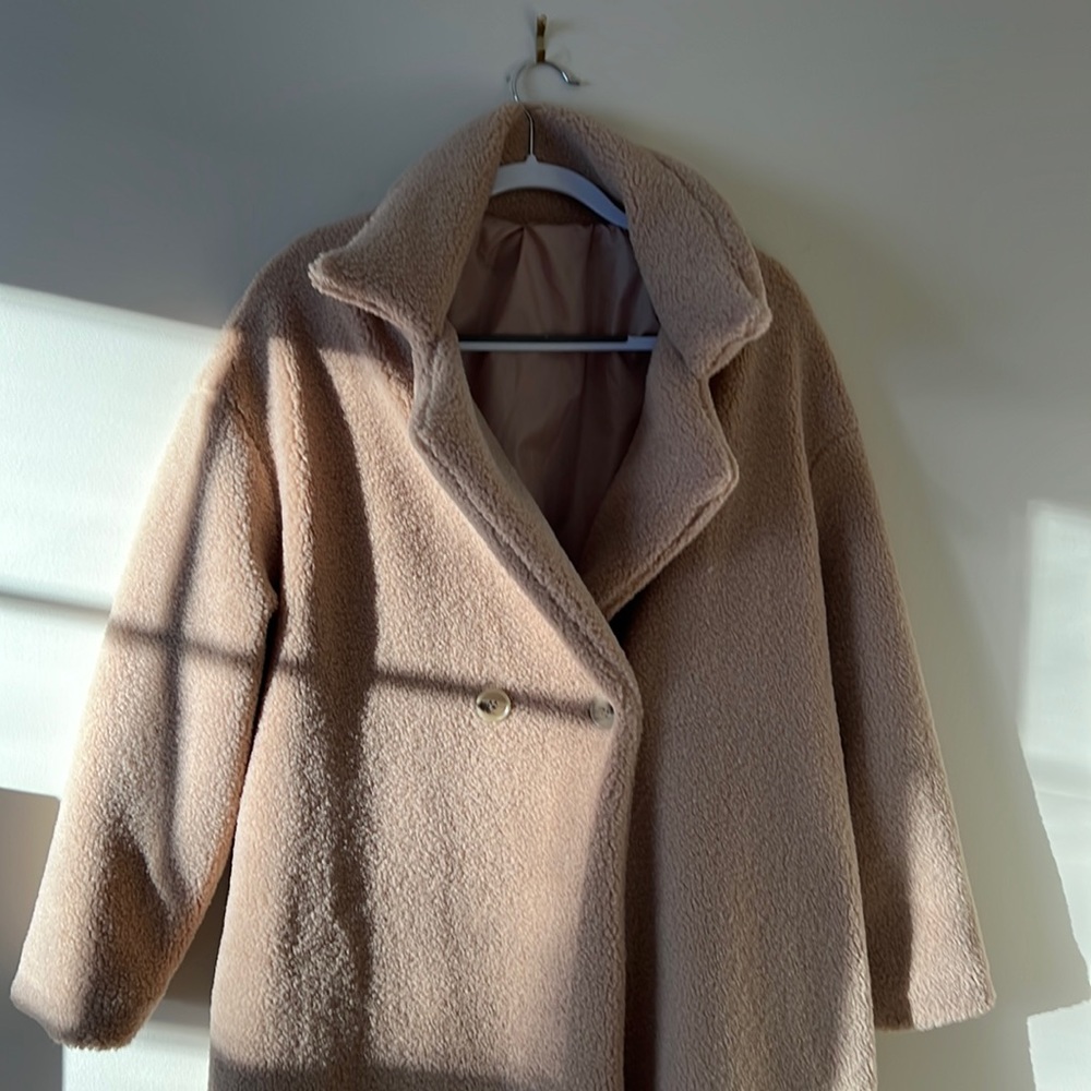 Teddy Coat - Women's Cream/Tan Plush Jacket